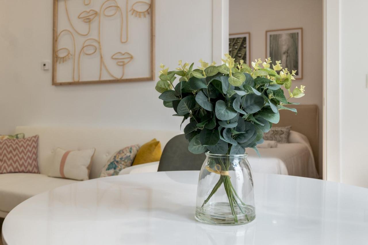 2 Bedrooms 2 Bathrooms Furnished - Retiro - Refurbished - Mintystay Madrid Buitenkant foto