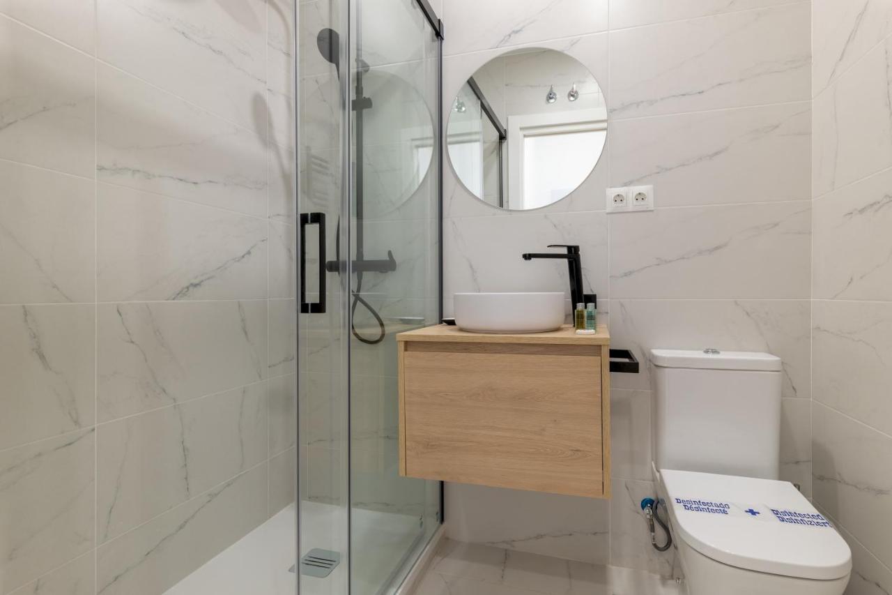 2 Bedrooms 2 Bathrooms Furnished - Retiro - Refurbished - Mintystay Madrid Buitenkant foto