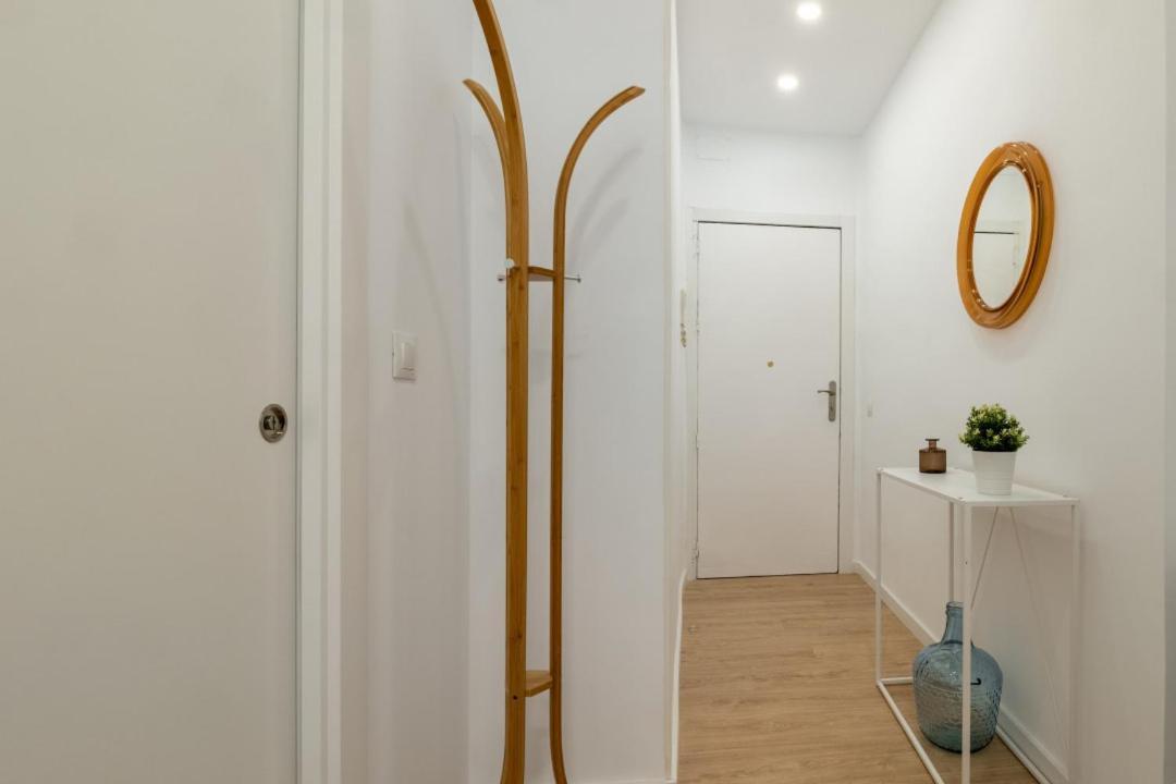 2 Bedrooms 2 Bathrooms Furnished - Retiro - Refurbished - Mintystay Madrid Buitenkant foto